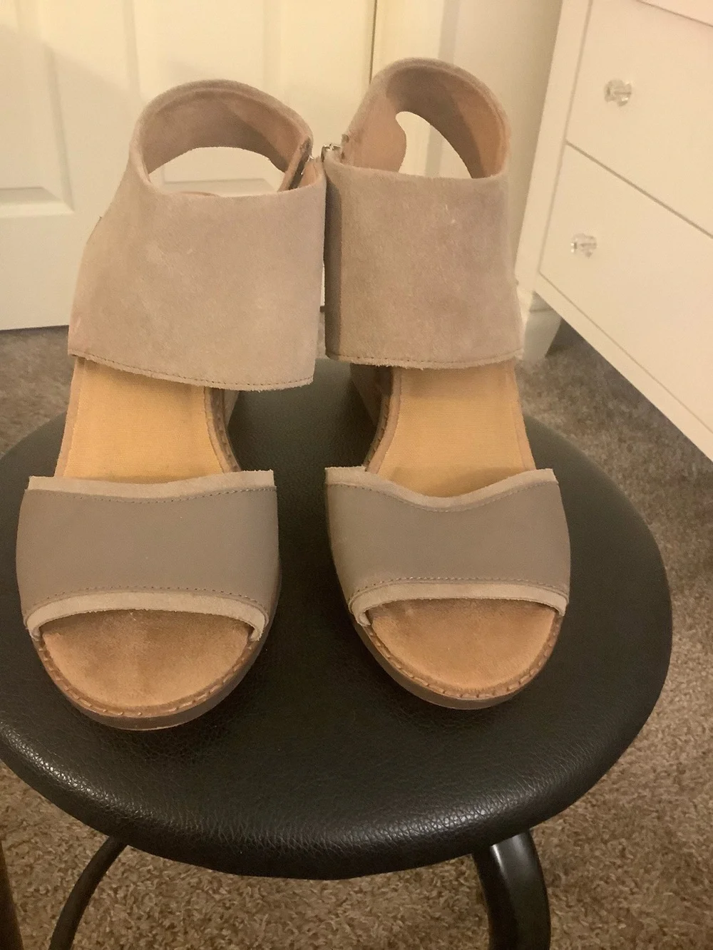 Toms Majorca Suede Block Sandals Size 9